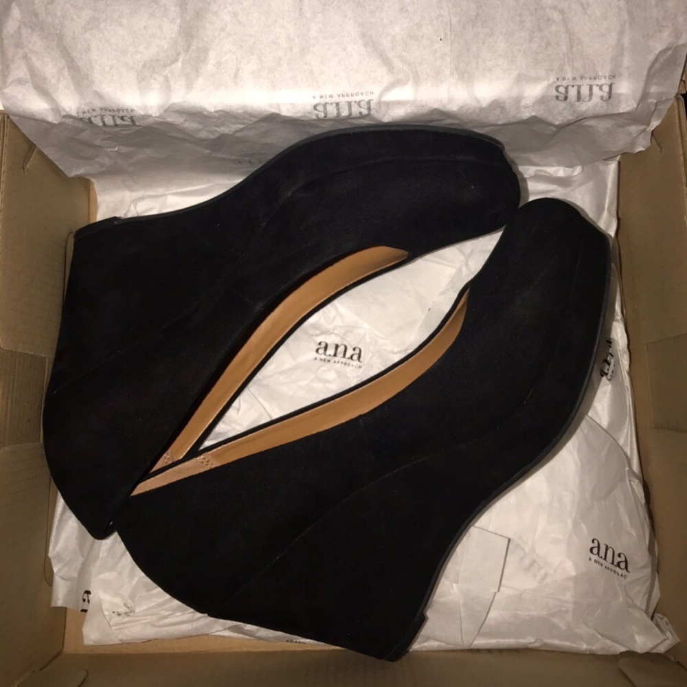 🍂Black wedges 🍂